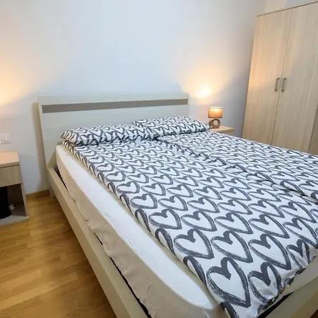 Guest house Alle Alpi - *